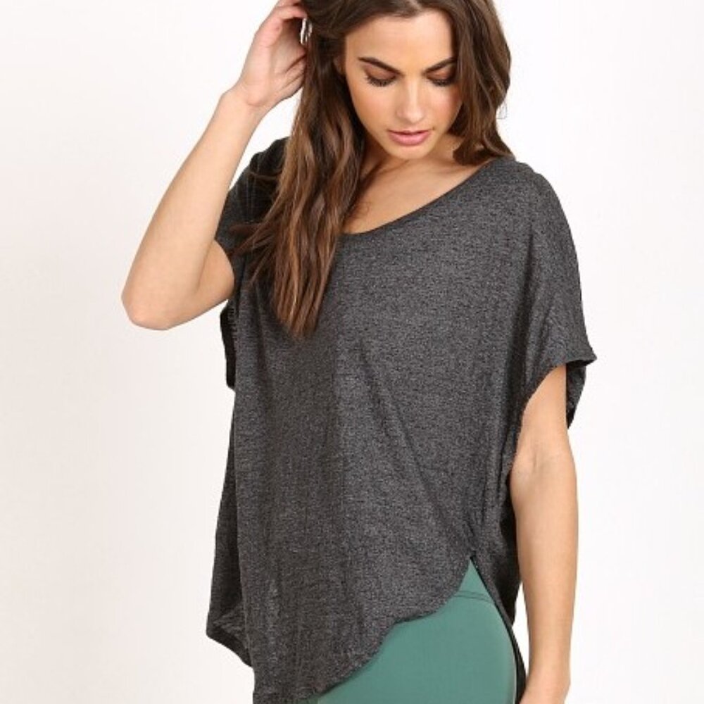 Beyond Yoga Fine Slub Scalloped Tee -Heathered Grey